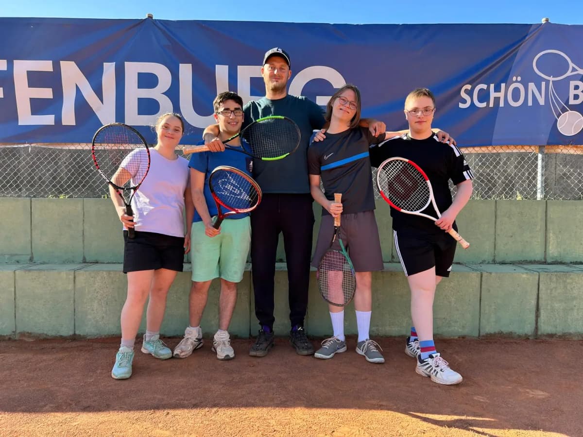 Titelbild zu Tennis für alle – Inklusion beim TC Schönbusch Aschaffenburg